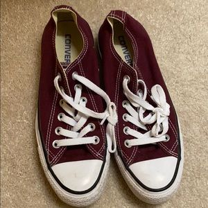 Maroon all star converse